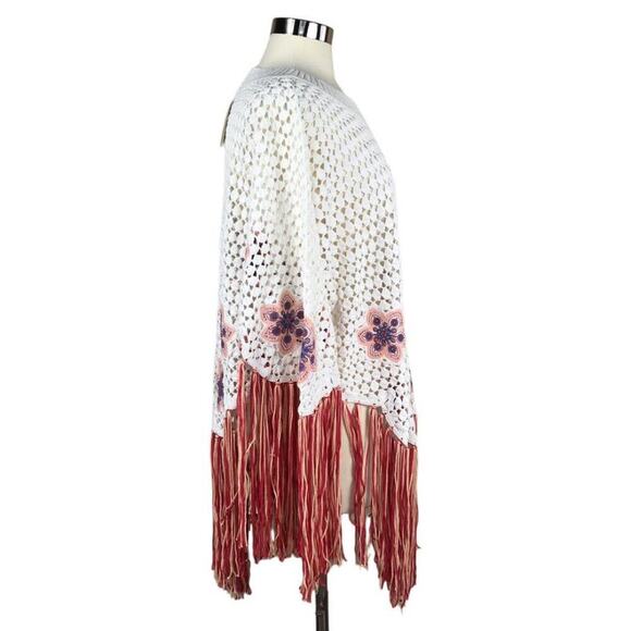 New Chloe Embroidered Crochet Poncho Swingy Fringe $1795 Size M - Picture 10 of 11